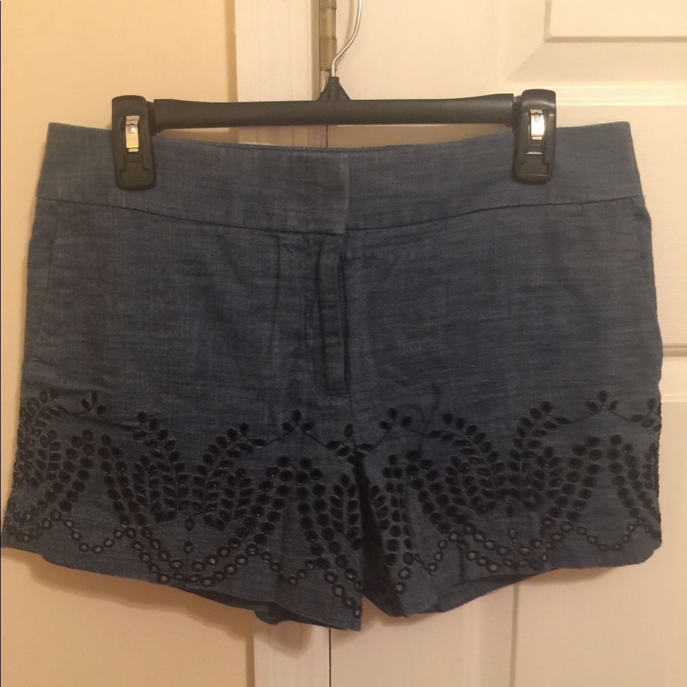 Loft Chambray Eyelet Shorts Sz 8